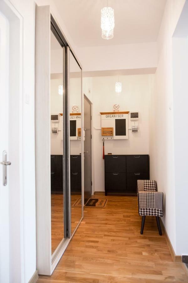 Central Luxury Flat With Terrace - Adela Accommodation - Ideal For Long Stays Bukareszt Zewnętrze zdjęcie