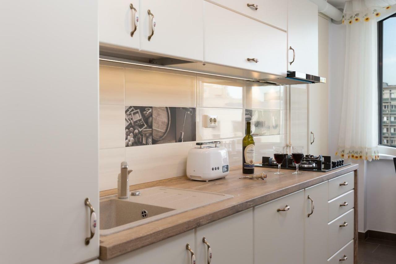 Central Luxury Flat With Terrace - Adela Accommodation - Ideal For Long Stays Bukareszt Zewnętrze zdjęcie