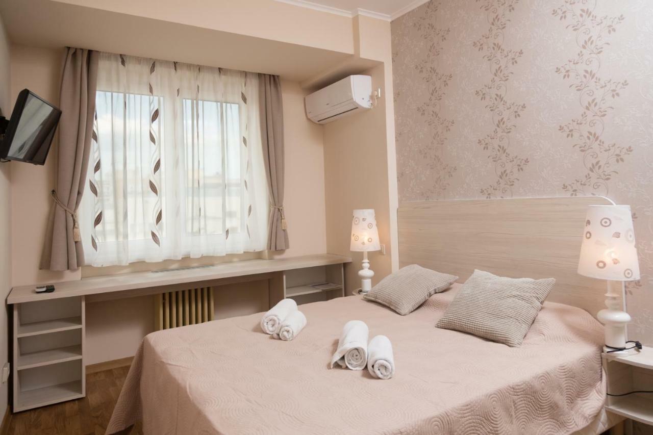 Central Luxury Flat With Terrace - Adela Accommodation - Ideal For Long Stays Bukareszt Zewnętrze zdjęcie