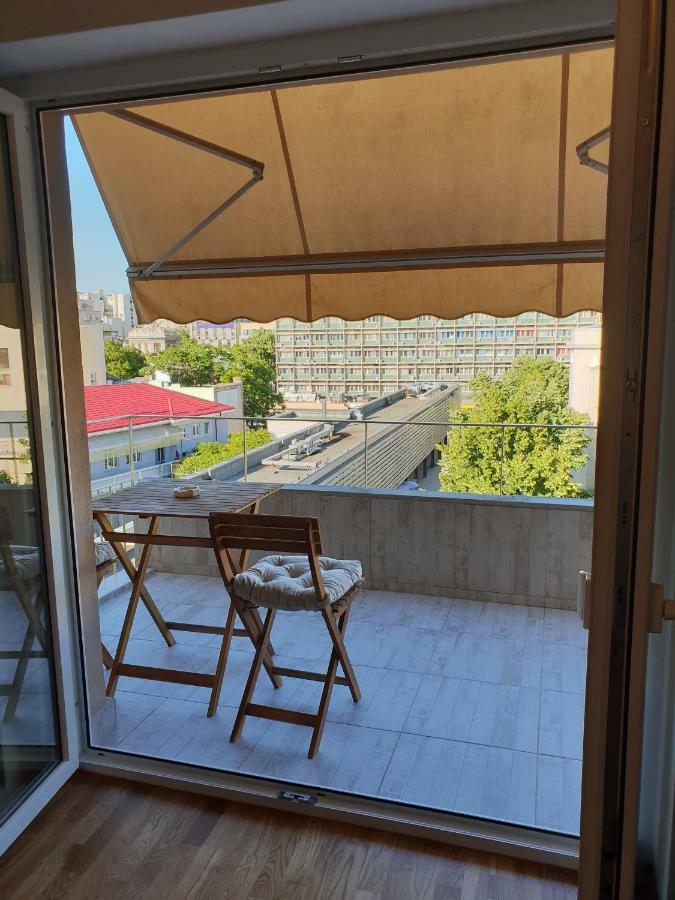 Central Luxury Flat With Terrace - Adela Accommodation - Ideal For Long Stays Bukareszt Zewnętrze zdjęcie