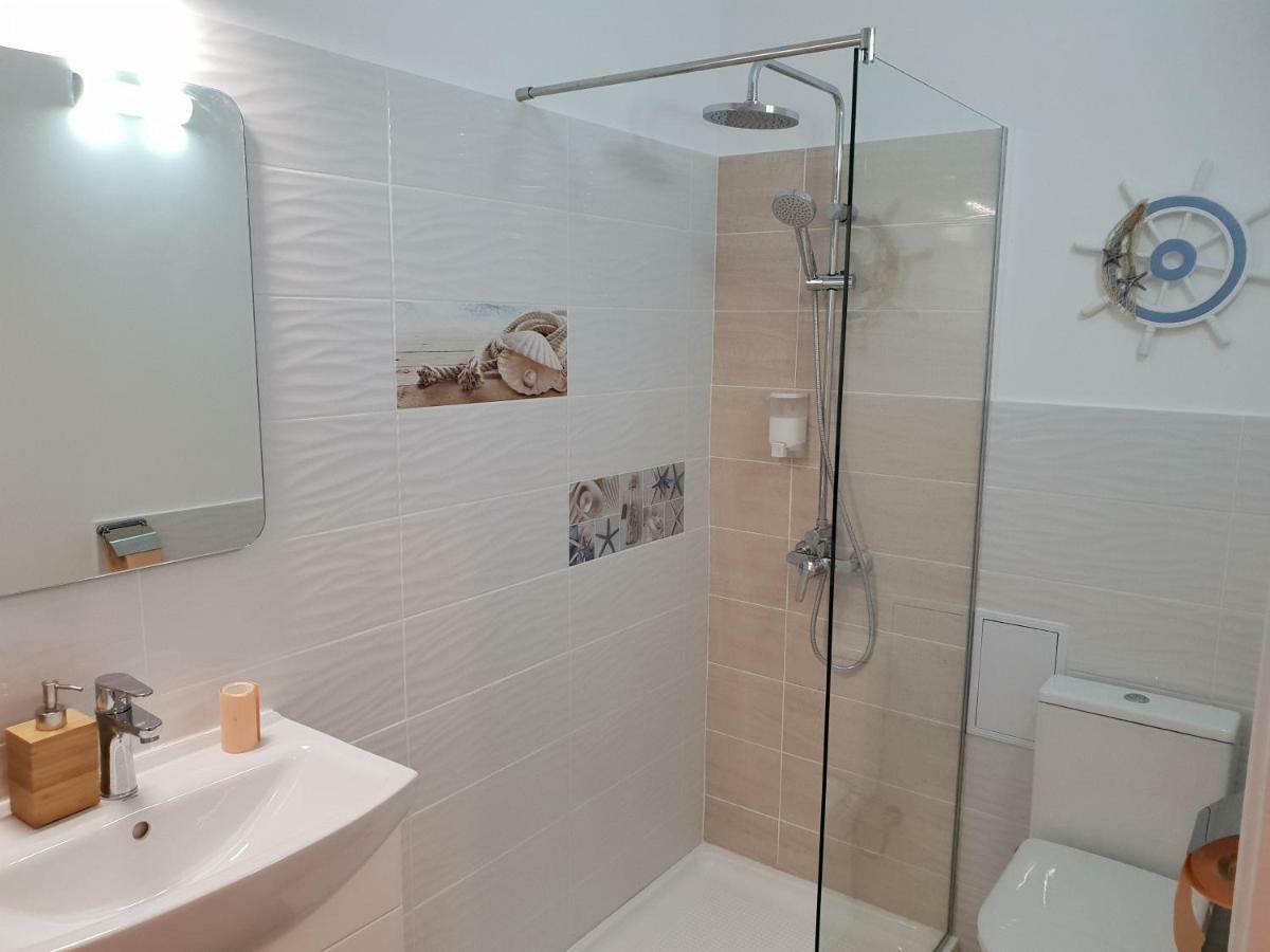 Central Luxury Flat With Terrace - Adela Accommodation - Ideal For Long Stays Bukareszt Zewnętrze zdjęcie